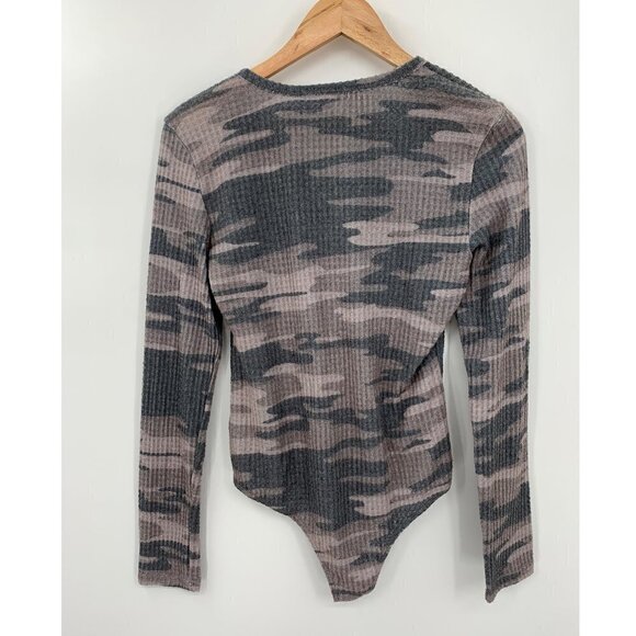 NWOT! Socialite Charcoal Camo Long Sleeve Bodysuit - Picture 5 of 8